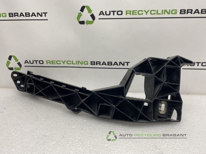 Support pare-chocs avant droit d'un Audi Q2, Autos : Pièces & Accessoires, -, 3 mois de garantie, Utilisé, -