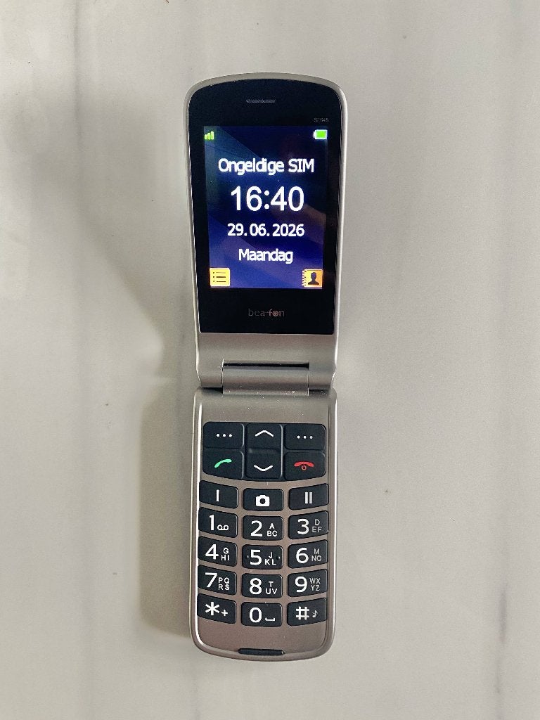 Téléphone portable BEA-FON SL645, Moins de 3 mégapixels, Enlèvement ou Envoi, À clapet, Comme neuf