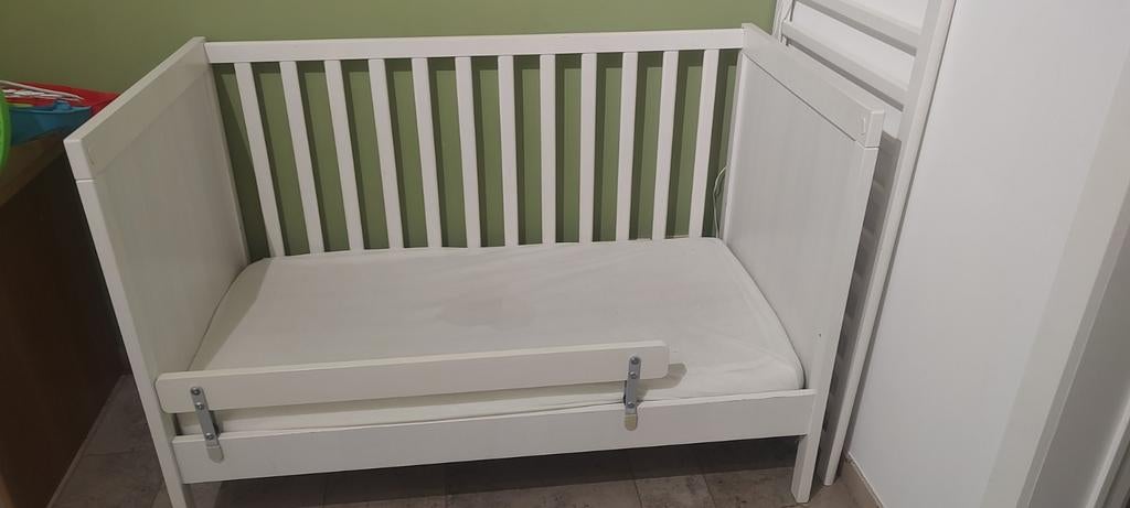 Babybed + valsbescherming  + aerosleep matrasbeschermer, Kinderen en Baby's, Ophalen