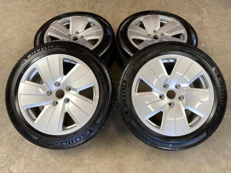 19  inch originele Aero velgen + zomerbanden Porsche Taycan, 19 inch, Gebruikt, -, -