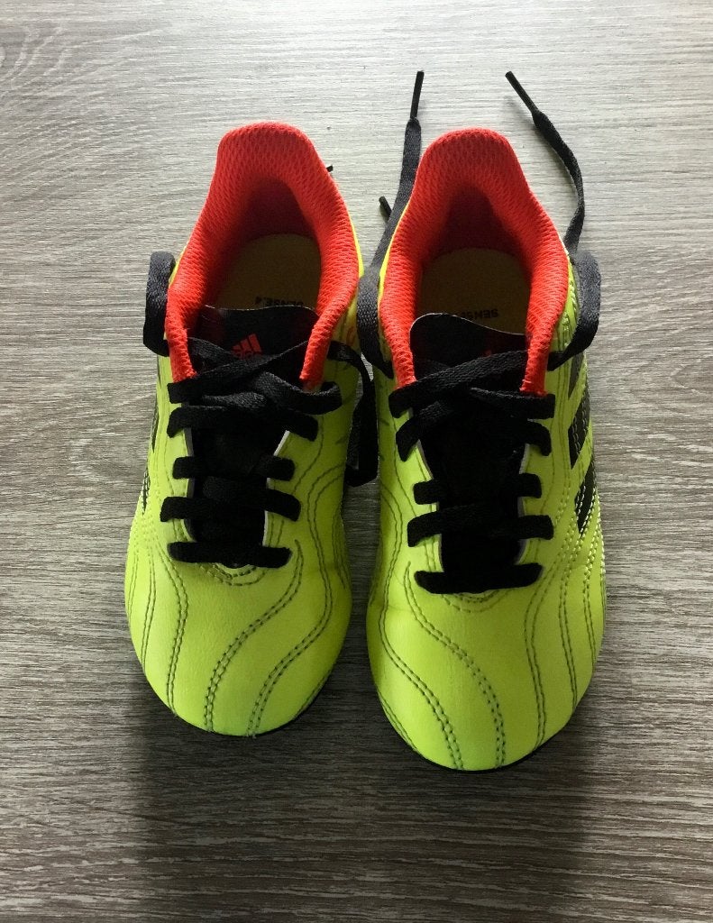 voetbalschoenen kind adidas, Ophalen, Adidas, Zo goed als nieuw, Jongen of Meisje