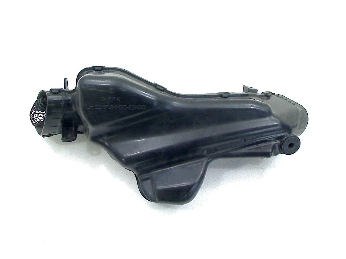 LUCHTINLAAT LINKS GSX R 1000 2007-2008 (GSXR1000 K7 / K8), Motoren, Suzuki Deutschland GmbH, Gebruikt, Kontakt@suzuki.de, Suzuki-Allee 7
64625  Bensheim, DE
