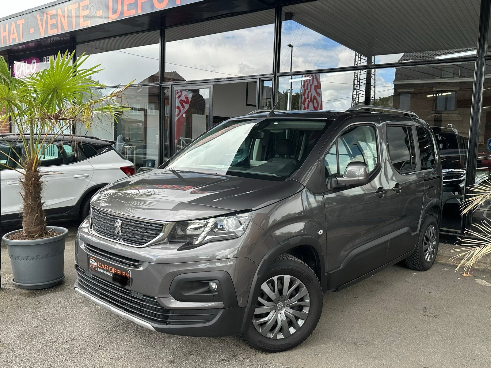 Peugeot Rifter 1.2i / 2020 / 145.000km / nv distribution.., Auto's, Peugeot, Monovolume, 1199 cc, https://public.car-pass.be/vhr/74514b51-b2fe-42f5-b554-3d6c21785347