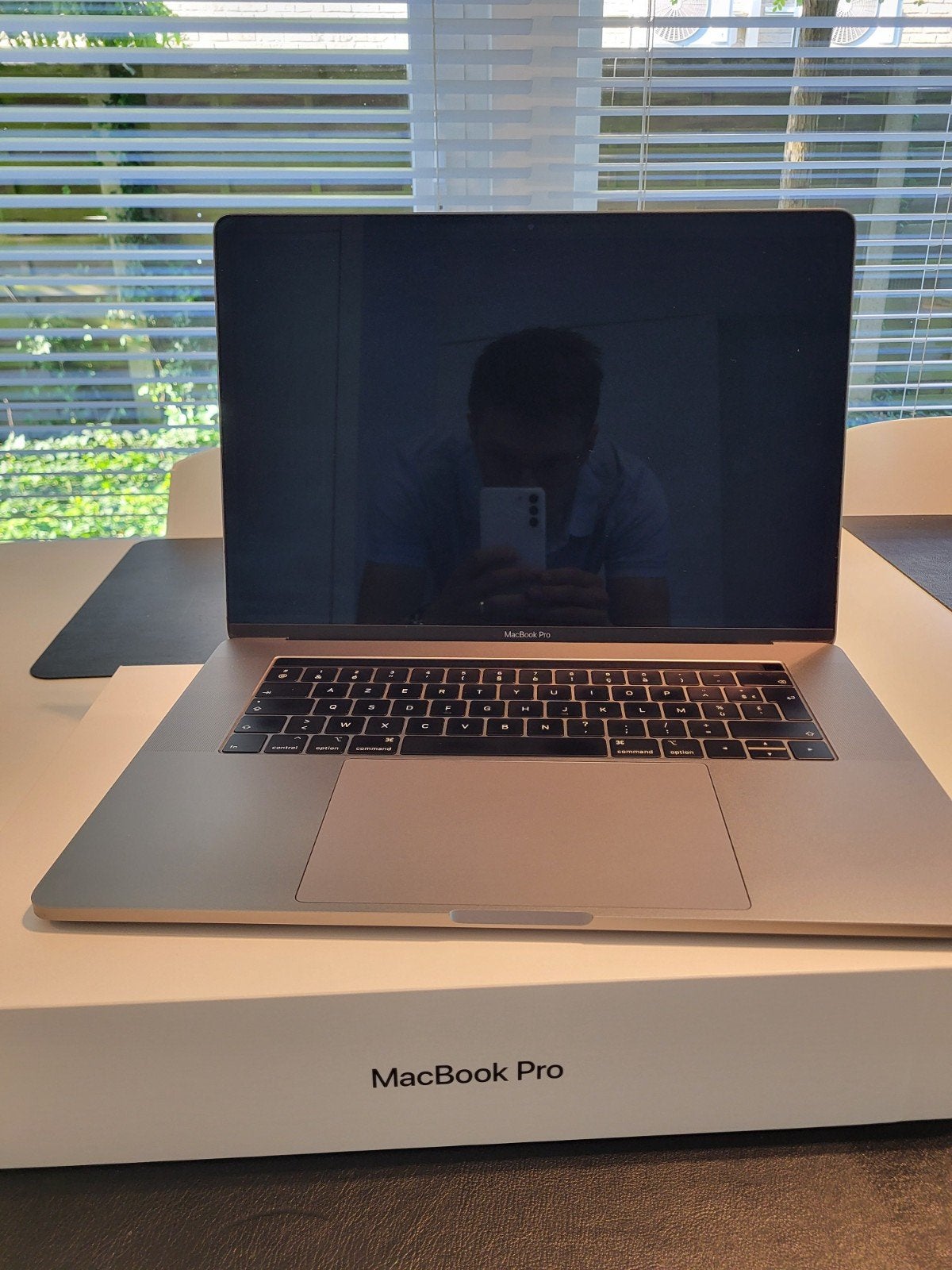 MacBook PRO 15-inch 256GB, Computers en Software, Apple Macbooks, Ophalen, 256 GB, 2 tot 3 Ghz, 15 inch
