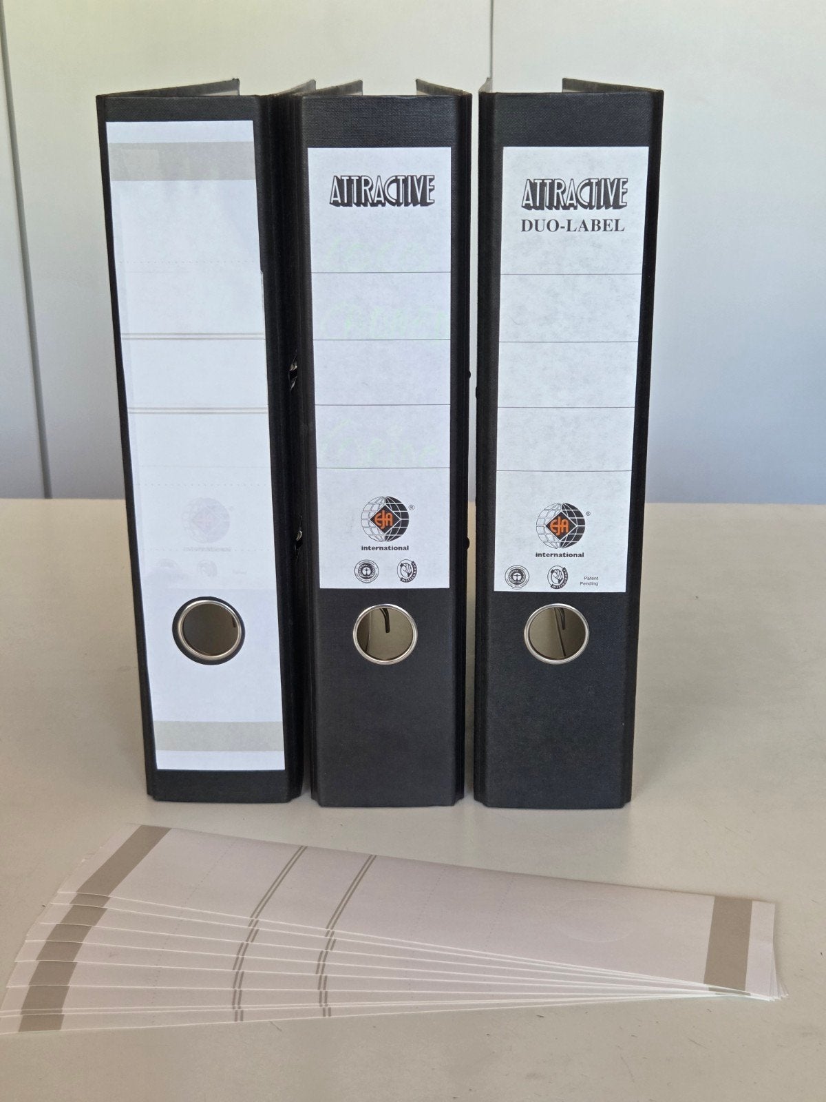 3 ordner mappen + 10 zelfklevende rugetiketten, Ophalen of Verzenden, Zo goed als nieuw