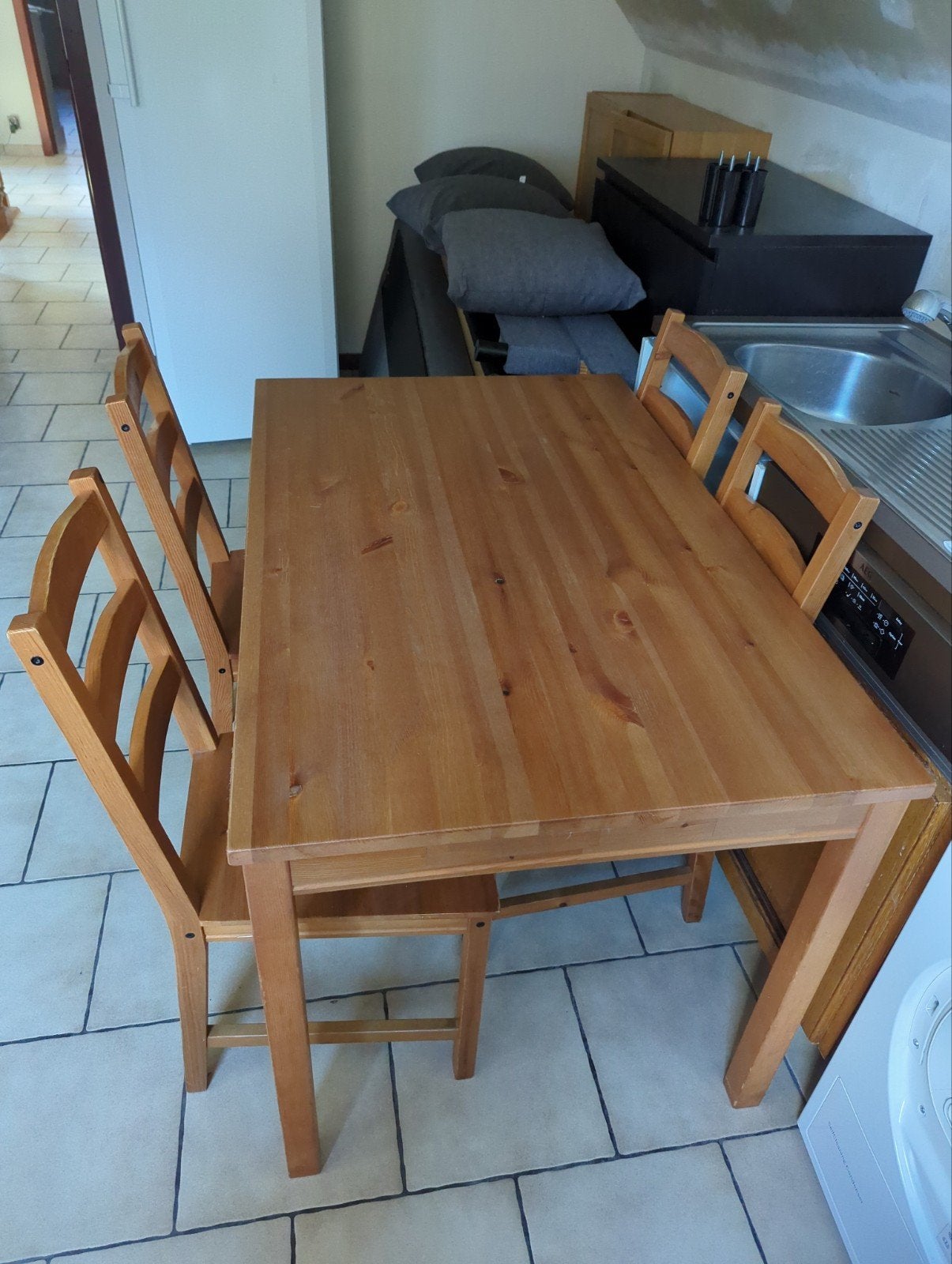 Eettafel voor 4 van  IKEA, Enlèvement, Utilisé, Basic, 4 à 6 chaises