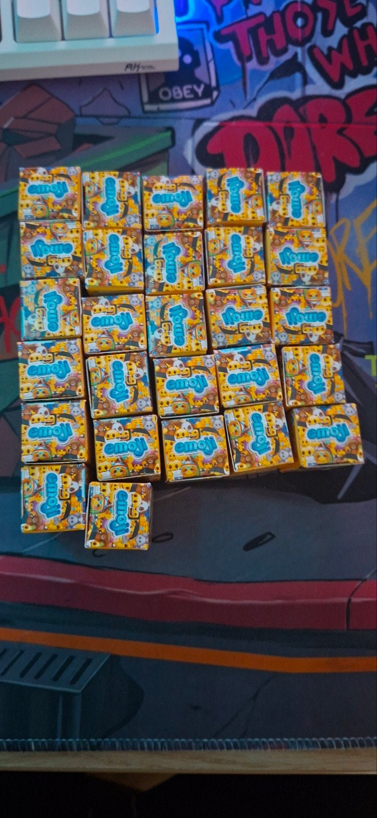 27 emoji van aldi, Ophalen
