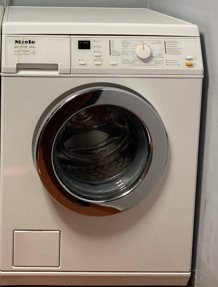 MIELE wasmachine Meteor 3241 WPS, Electroménager, Lave-linge, Utilisé, Chargeur frontal, 4 à 6 kg, Moins de 85 cm, 1200 à 1600 tours