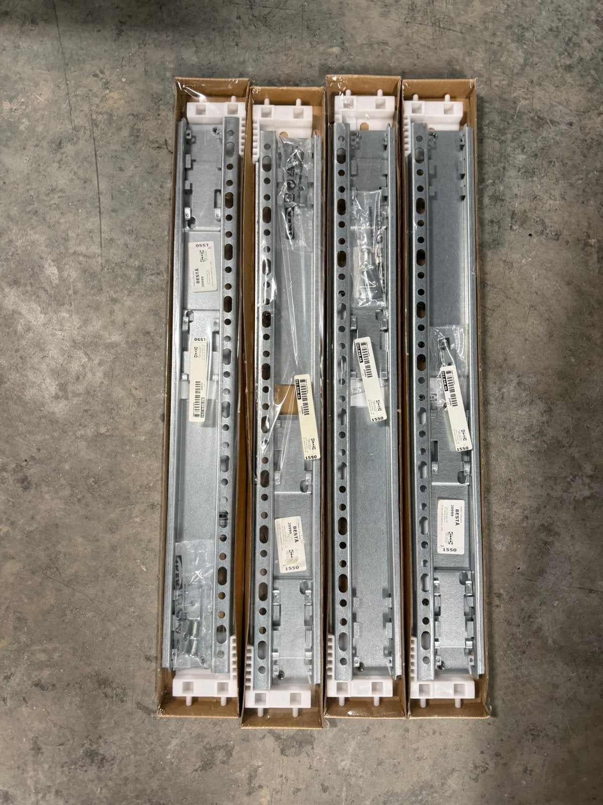 BESTA ophangsysteem (wandrail) ( 4 stuks), Enlèvement, Neuf