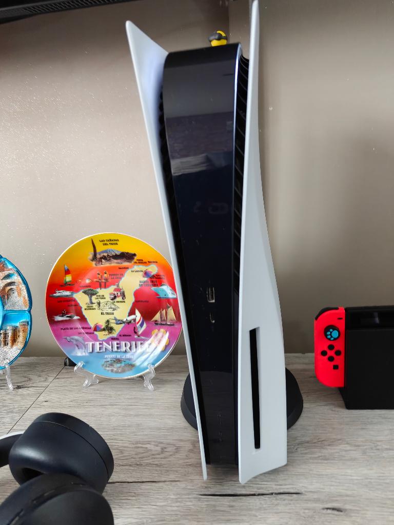 Pack ps5 2 manette, station de charge et casque, Games en Spelcomputers, Spelcomputers | Overige, Gebruikt, Sony, Ophalen of Verzenden