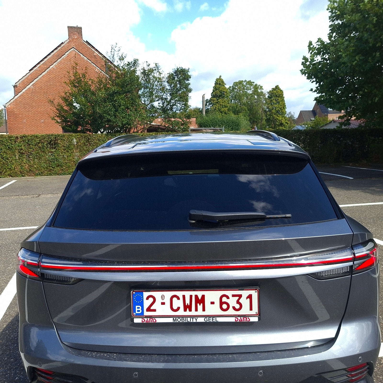 MG HS 1.5 T-GDi HYBRID+ Luxury, Auto's, Leder, Dealer onderhouden, Zilver of Grijs, Te koop