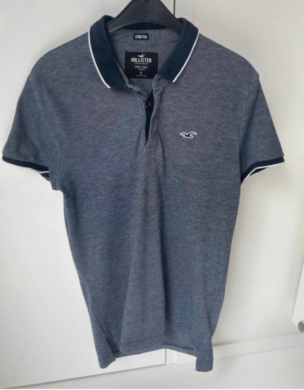 Donkerblauwe polo man - mt small - Hollister, Kleding | Heren, Ophalen of Verzenden, Zo goed als nieuw, Maat 46 (S) of kleiner