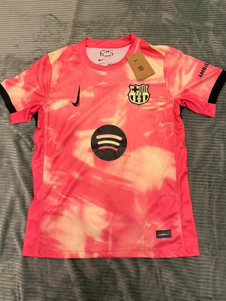 Maillot de football rose du FC Barcelone 2025/26 édition sp, Taille S, Enlèvement ou Envoi, Neuf, Maillot