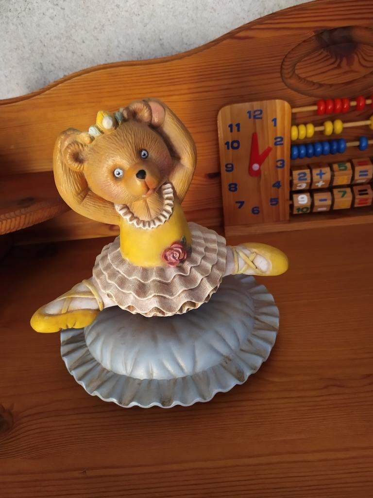 Boîte à musique Bear en tutu en céramique. Peint à la main, Collections, Enlèvement ou Envoi