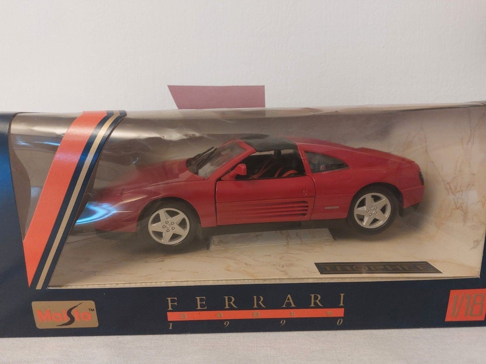 Trophée Maisto Ferrari 348 TS 1:18, Enlèvement ou Envoi, Maisto