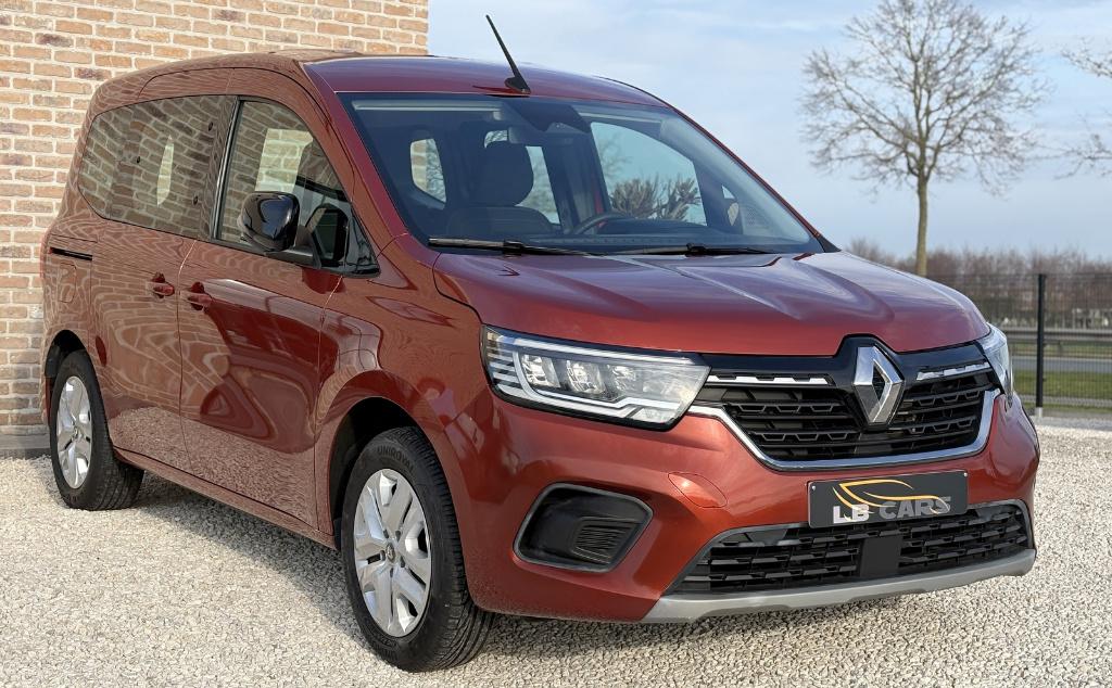 Renault Kangoo / 1.3 Benzine / Airco / Sensoren / Garantie, Voorwielaandrijving, Stof, https://public.car-pass.be/vhr/45dc9b49-9983-4952-9f83-d7b9553589f3