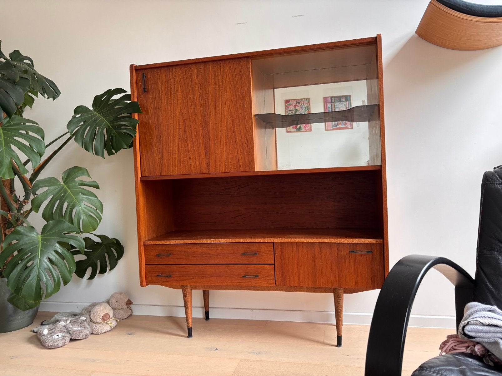 meuble haut/armoire murale vintage en teck, Teck, Scandinavische/Deense mid-century modern stijl, 100 à 150 cm, Enlèvement