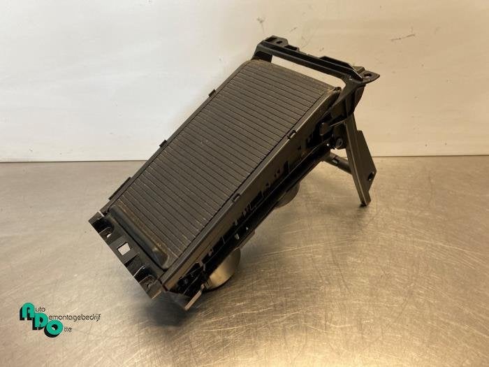 Bekerhouder van een Volvo V40 (V40 12-), Gebruikt, -, -, Ophalen of Verzenden