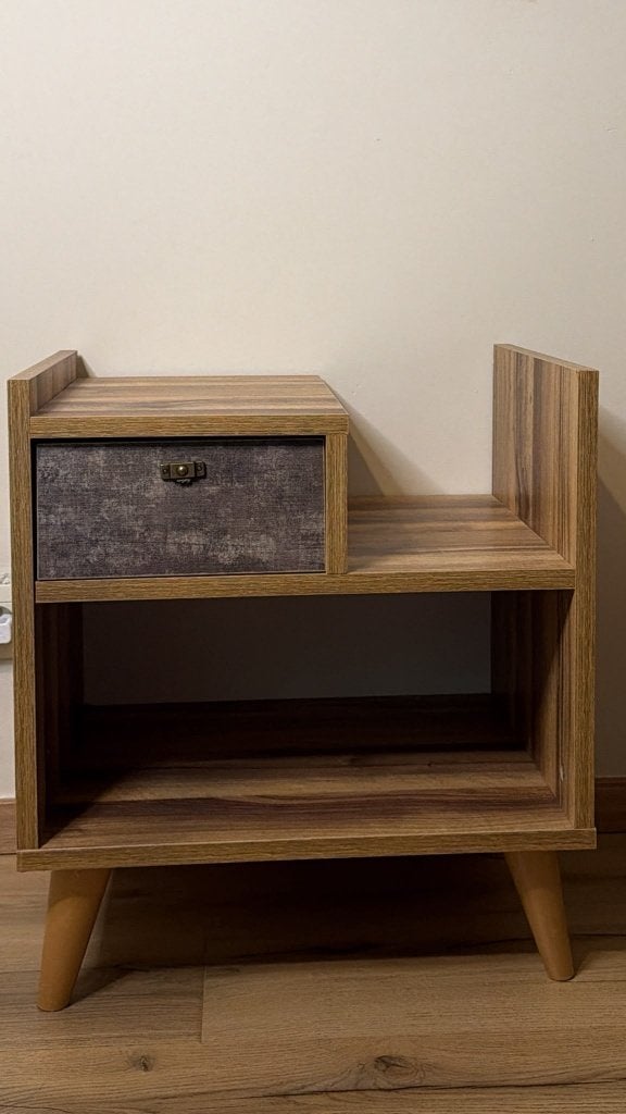 table de chevet, Enlèvement, Comme neuf, Bois, 55 à 70 cm