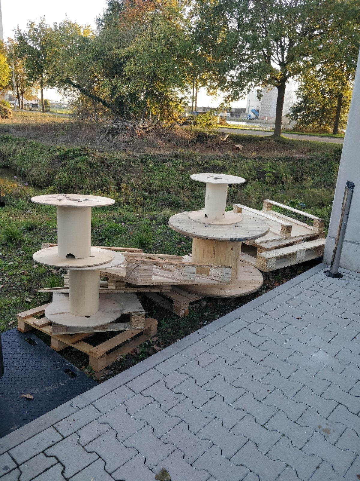 bobijn + brandhout gratis, Tuin en Terras, Ophalen