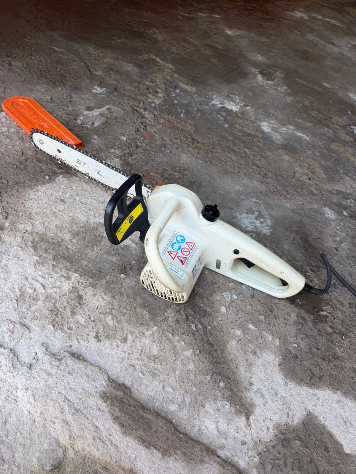 Tronçonneuse stihls E180C  a prise, Enlèvement, Utilisé, 1200 watts ou plus, Tronçonneuse