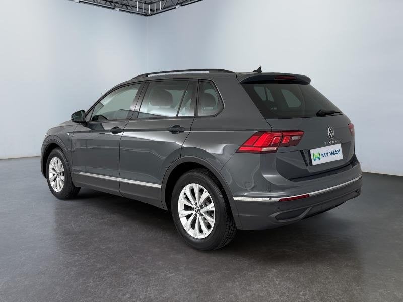 Volkswagen Tiguan Life*GPS*Caméra*Carplay*Attelage*Capteurs, 1498 cc, https://public.car-pass.be/vhr/7e00daa3-d1f8-4123-b561-118e8071bf6a