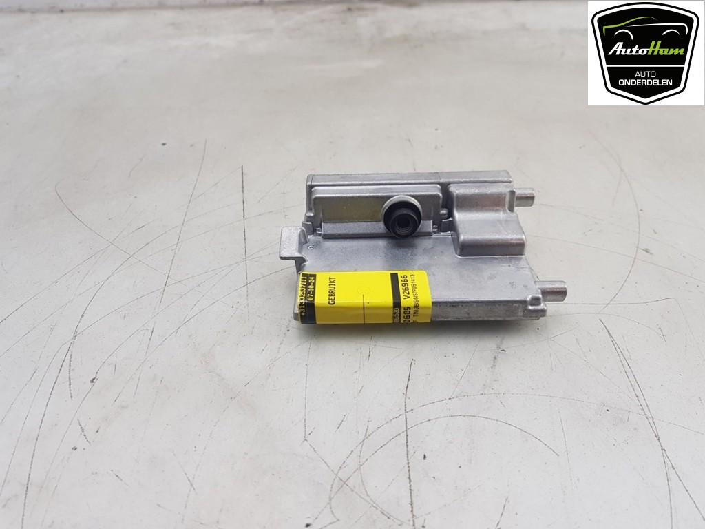 CAMERA VOOR Skoda Kodiaq (01-2016/05-2024) (|2Q0980653D|), Gebruikt, Skoda