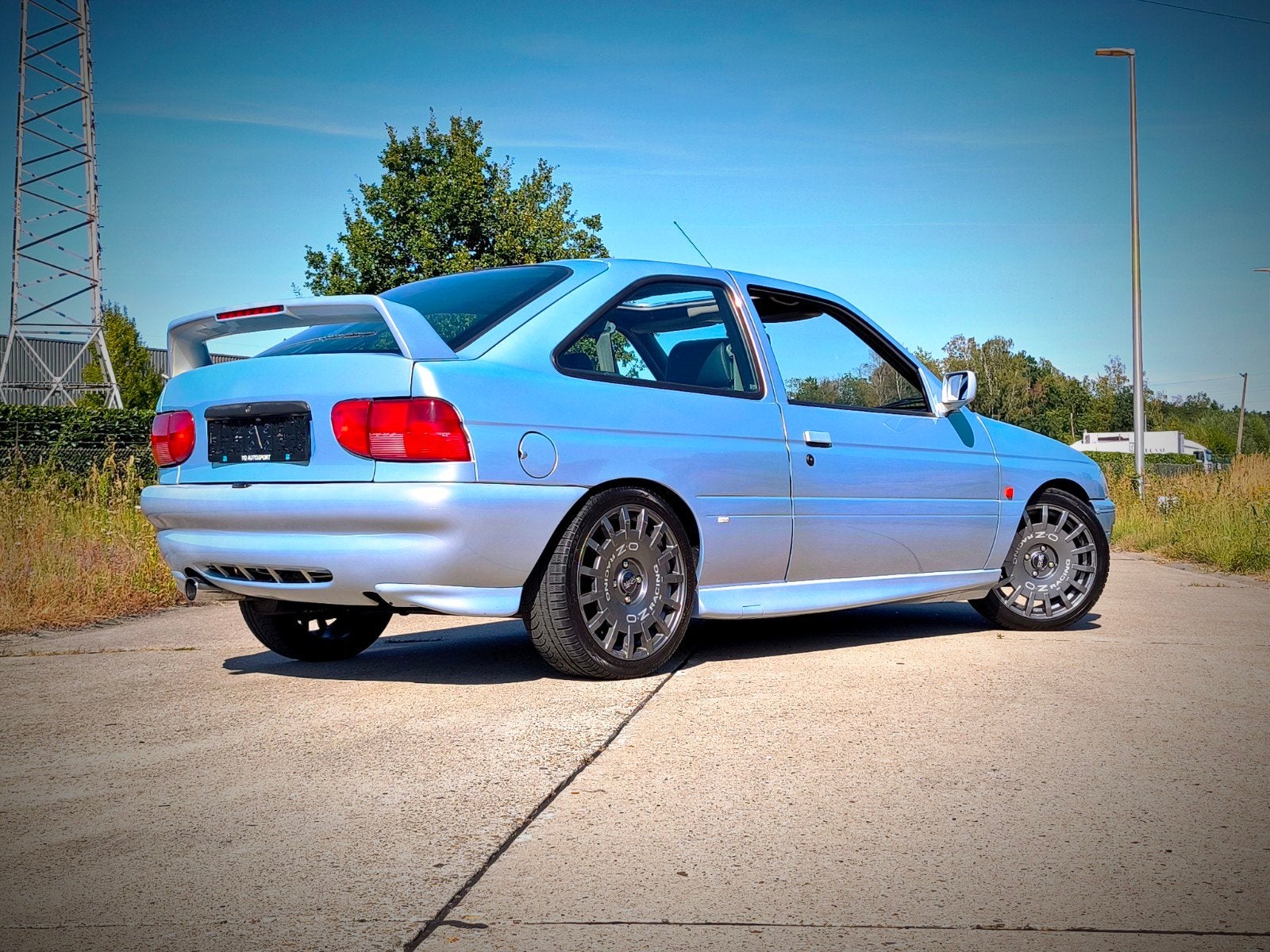 Ford Escort RS2000 2.0 DOHC 16v schuifdak, Zwart, 4 cilinders, Bedrijf, Handgeschakeld