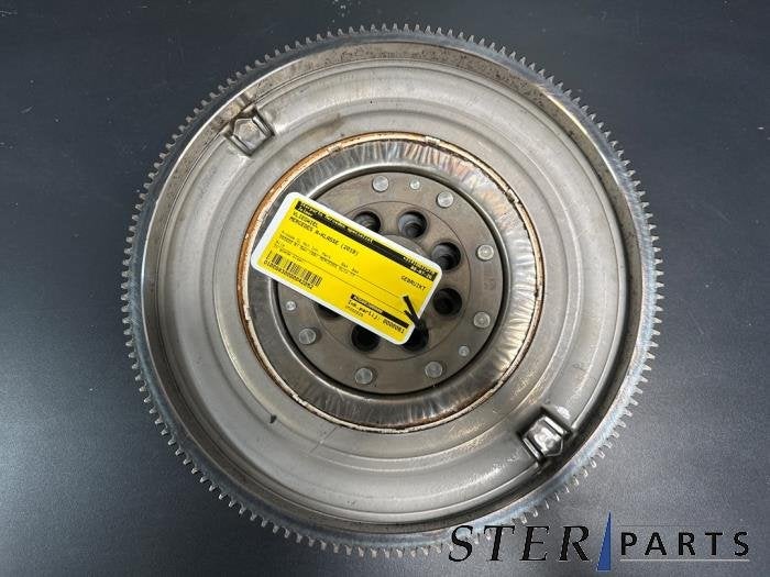 Volant moteur d'un Mercedes A-Klasse, Autos : Pièces & Accessoires, 3 mois de garantie, Utilisé, -, -