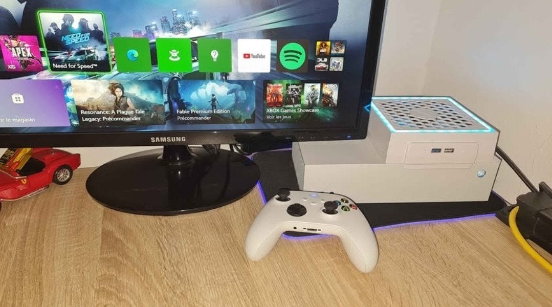 Xbox Series S + Kit de ventilation + Station de recharge., Consoles de jeu & Jeux vidéo, Consoles de jeu | Xbox Series X & S, Enlèvement