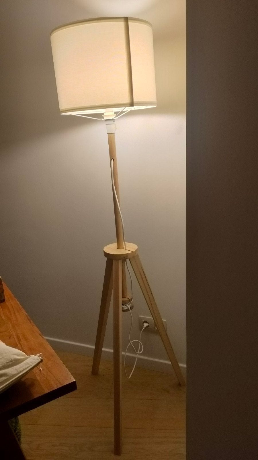 Ikea vloerlamp verstelbaar, Ophalen, Hout
