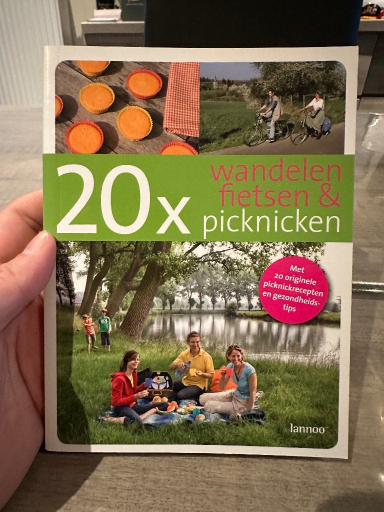 20x wandelen, fietsen & picknicken (Vlaanderen), Boeken, Ophalen of Verzenden, Zo goed als nieuw, Benelux, Fiets- of Wandelgids
