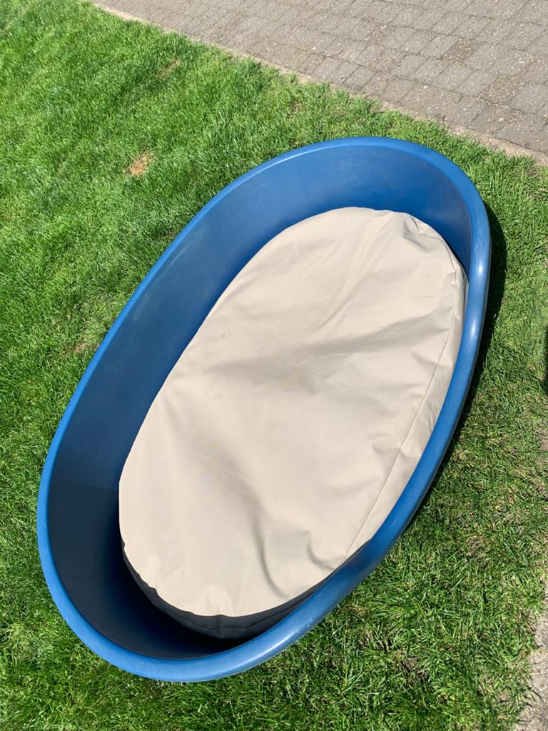 XXL hondenmand met kussen (binnen/buiten), Dieren en Toebehoren, Hondenmanden, Gebruikt, Ophalen