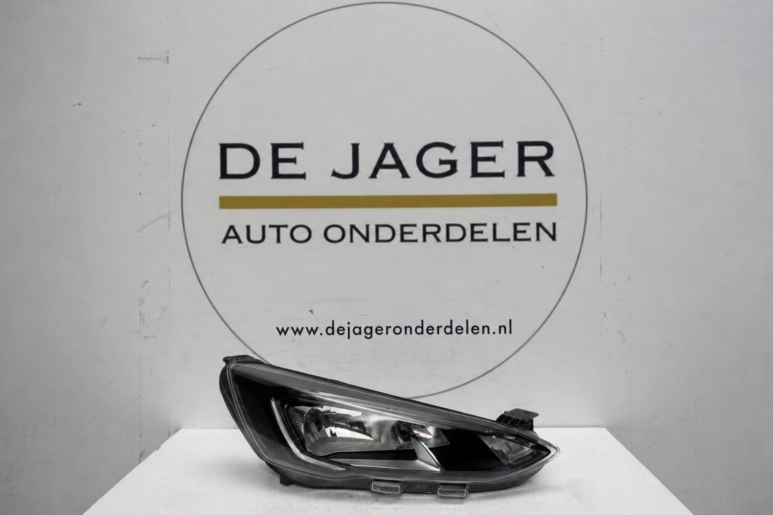 Phare avant droit LED Ford Focus MK4 JX7B13W029CE, Autos : Pièces & Accessoires, Info@ford.com, Ford Motor Company, American Road 1
48126  Dearborn