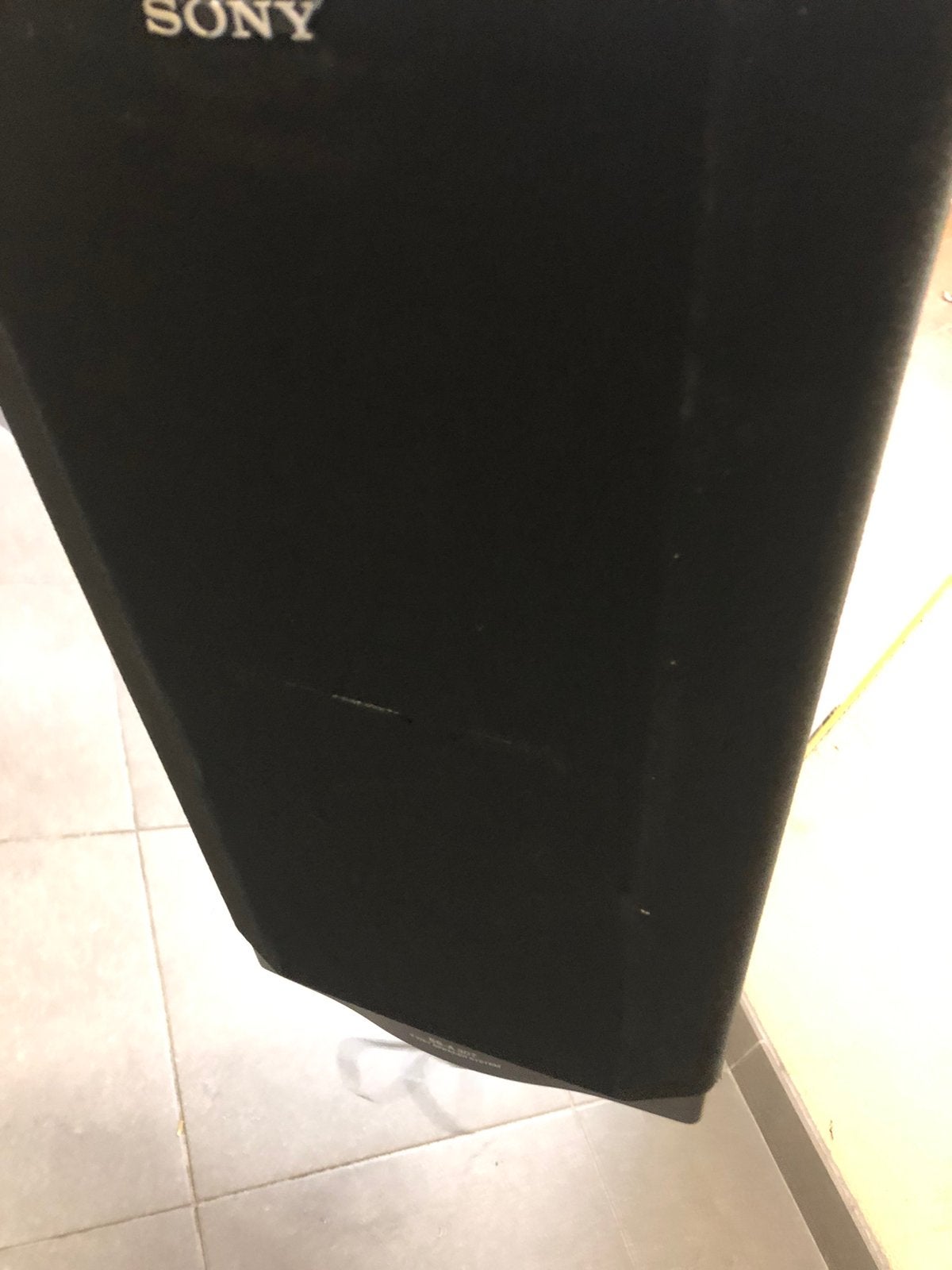 2 baffes Sony fonctionne très bien une bon état, Haut-parleur central, 60 à 120 watts, Enlèvement, Utilisé