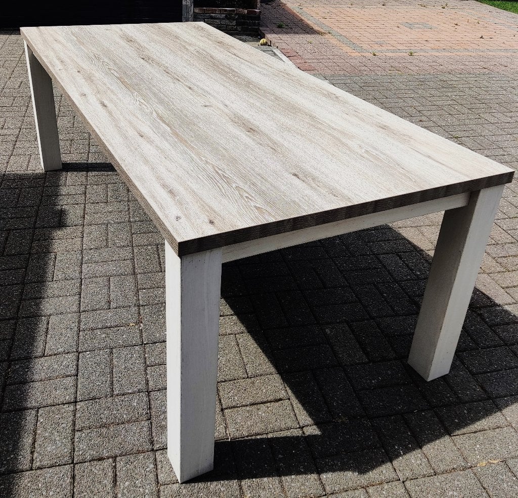 YORK eettafel 226 X100 X 74 cm NIEUWPRIJS 500 euro, Huis en Inrichting, Ophalen, Zo goed als nieuw, Rechthoekig, Overige houtsoorten