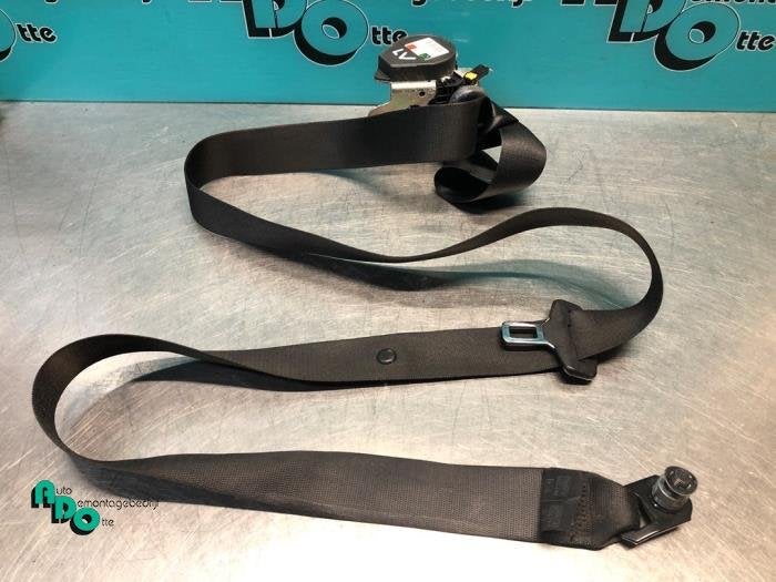 Ceinture de sécurité avant gauche d'un Mitsubishi Colt (Co, -, 3 mois de garantie, Utilisé, Mitsubishi
