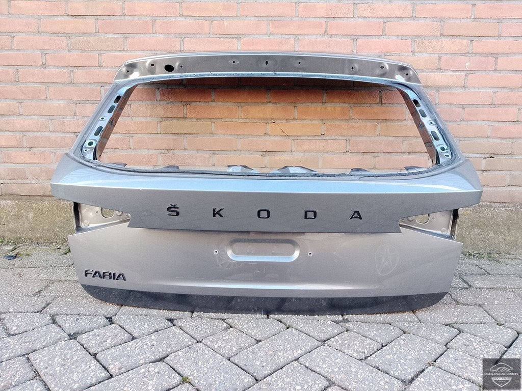 Skoda Fabia 4 6VA 2022+ Achterklep Origineel! 6VE827159, Auto-onderdelen, Carrosserie, Deur, Tr. Vaclava Klementa 869
293 01  Mlada Boleslav, CZ