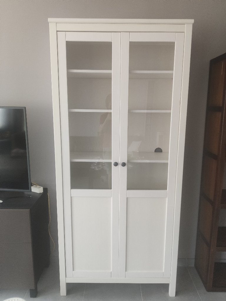 Vitrine IKEA HEMNES blanche – Très bon état une seule, Maison & Meubles, Avec porte(s), Utilisé, 50 à 100 cm, 25 à 50 cm