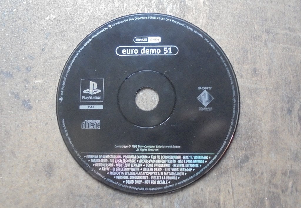 Sony Demo Disc SCED-01825 voor PS1 (zie foto's), Games en Spelcomputers, 1 speler, Ophalen of Verzenden, Gebruikt, Vanaf 3 jaar