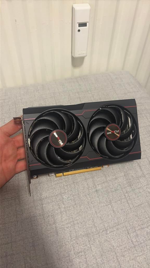 RX6600 8 Go GDDR6 presque neuf, Informatique & Logiciels, Enlèvement, Comme neuf, GDDR6