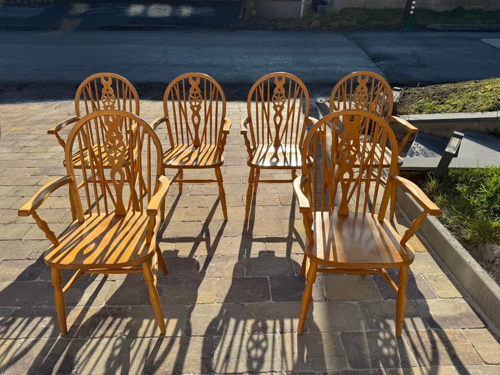 Chaises en chêne clair massif, Enlèvement, Comme neuf