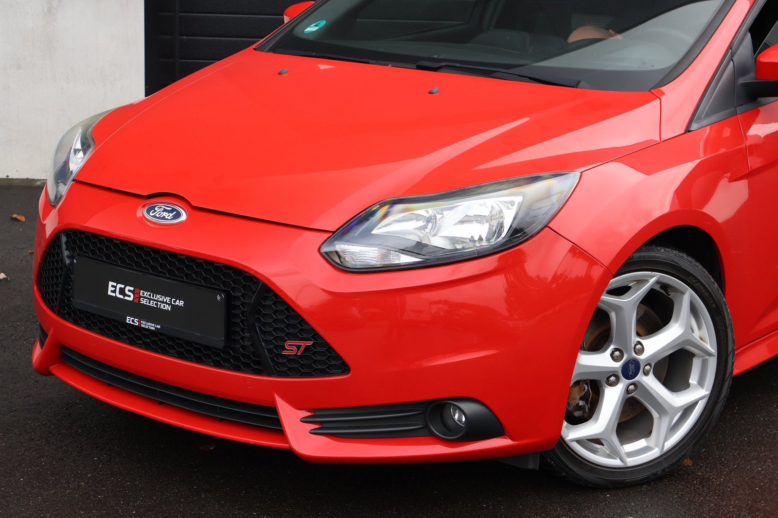 Ford Focus ST 250 | 2.0 EcoBoost | 250 pk | Camera | 2013 |, Auto's, Stof, 4 cilinders, Bedrijf, Onderhoudsboekje