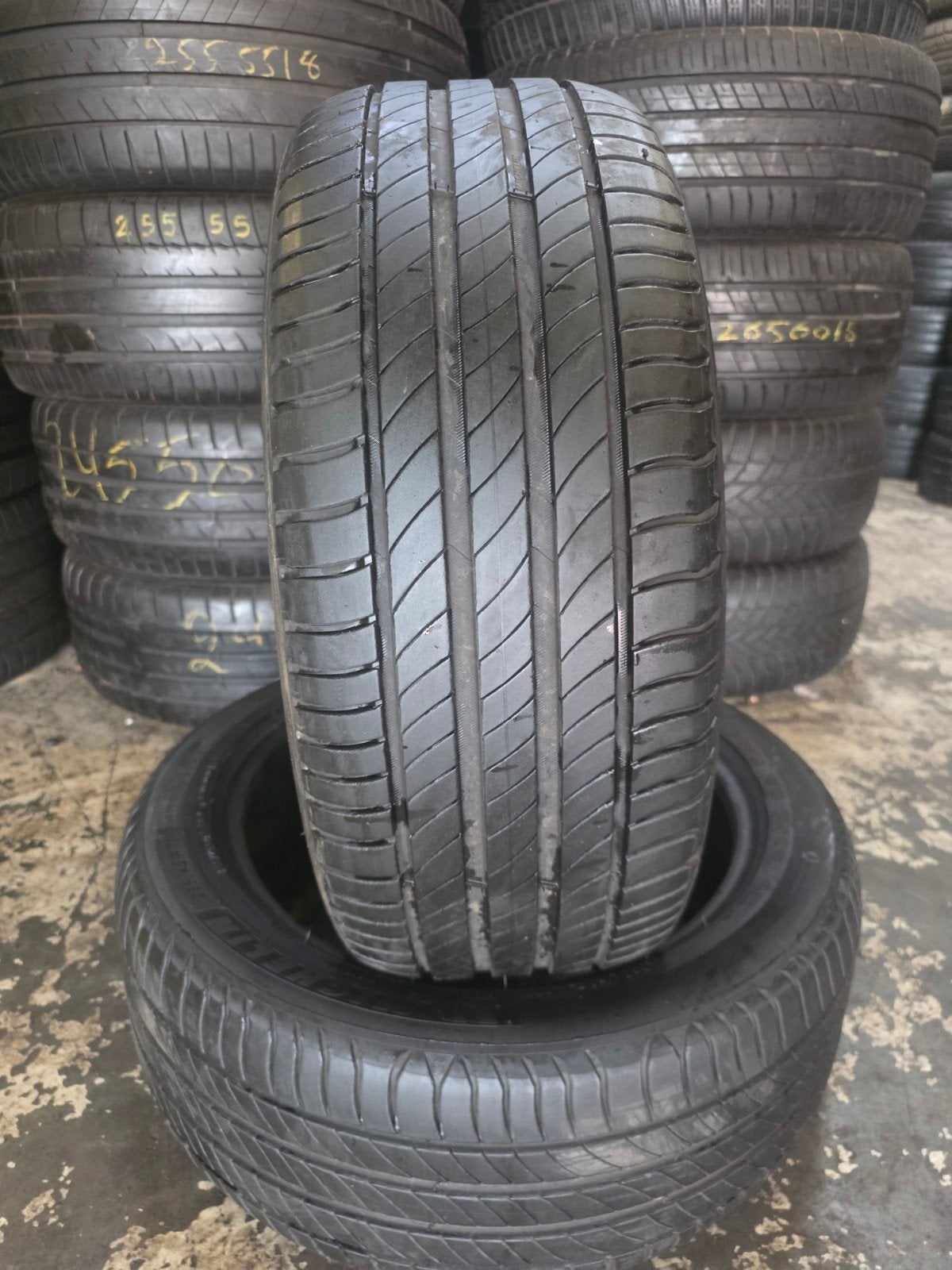 235 45 18 Michelin avec montage et équilibrage, Enlèvement