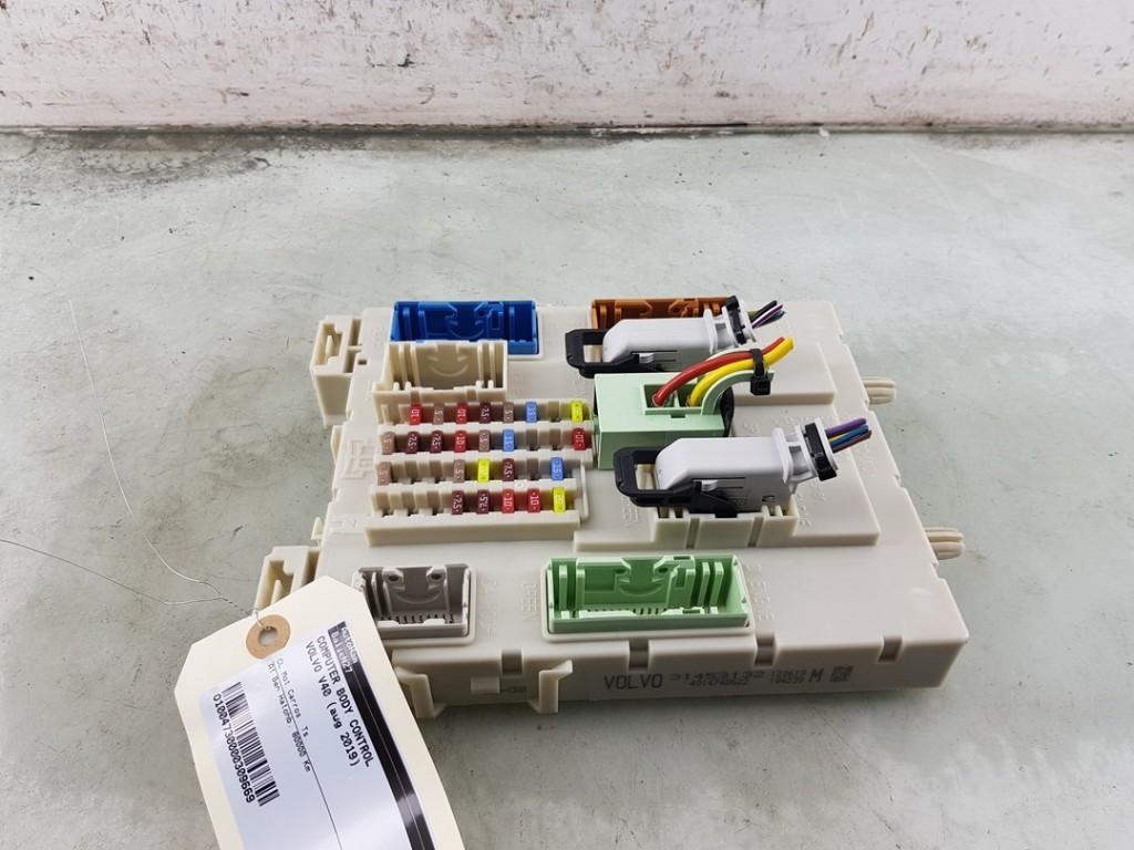 ORDINATEUR UNITE COMMANDE ELECTRONIQUE Volvo V40 (MV), Utilisé, Volvo