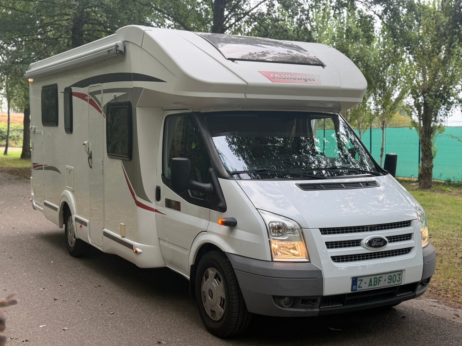 Spotprijs — Ford challer / 2014 / 077 000km — grote bed, Bedrijf, Koelkast, Ford, Luifel