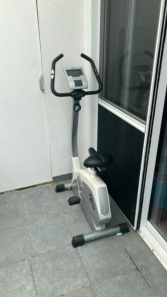 Spinning fiets/ hometrainer, Ophalen, Zo goed als nieuw, Hometrainer