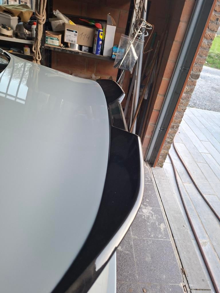 Coque retro + becquet bmw g42, BMW