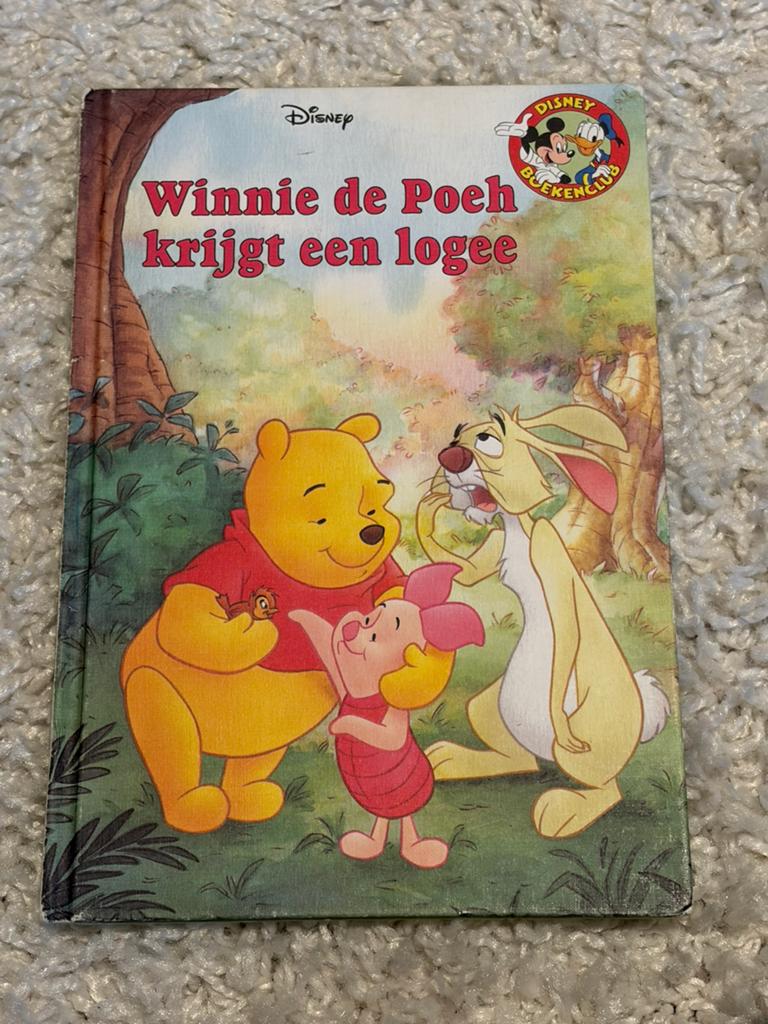 Disney boekenclub - Winnie de Poeh krijgt een logee, Boeken, Ophalen of Verzenden, Gelezen, Jongen of Meisje, Fictie algemeen