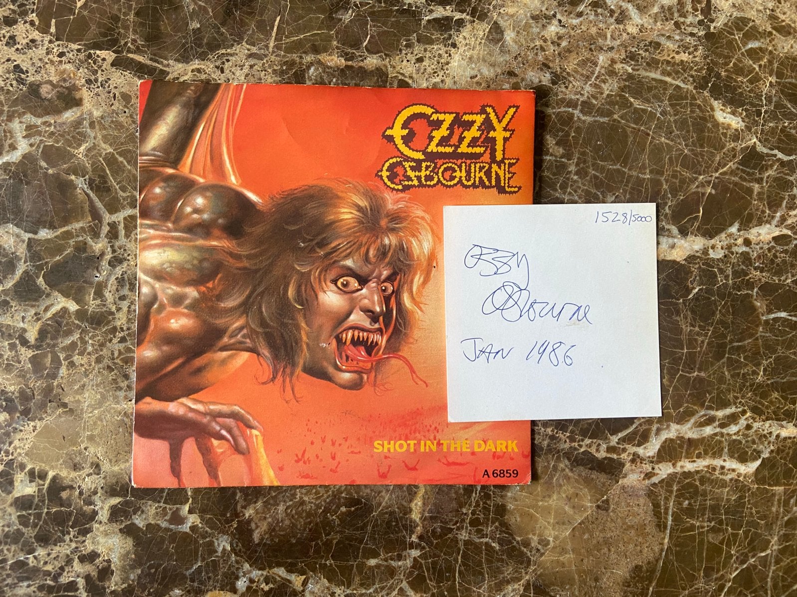 Signed Ozzy Osbourne single Shot in the Dark, CD & DVD, Enlèvement ou Envoi, Utilisé